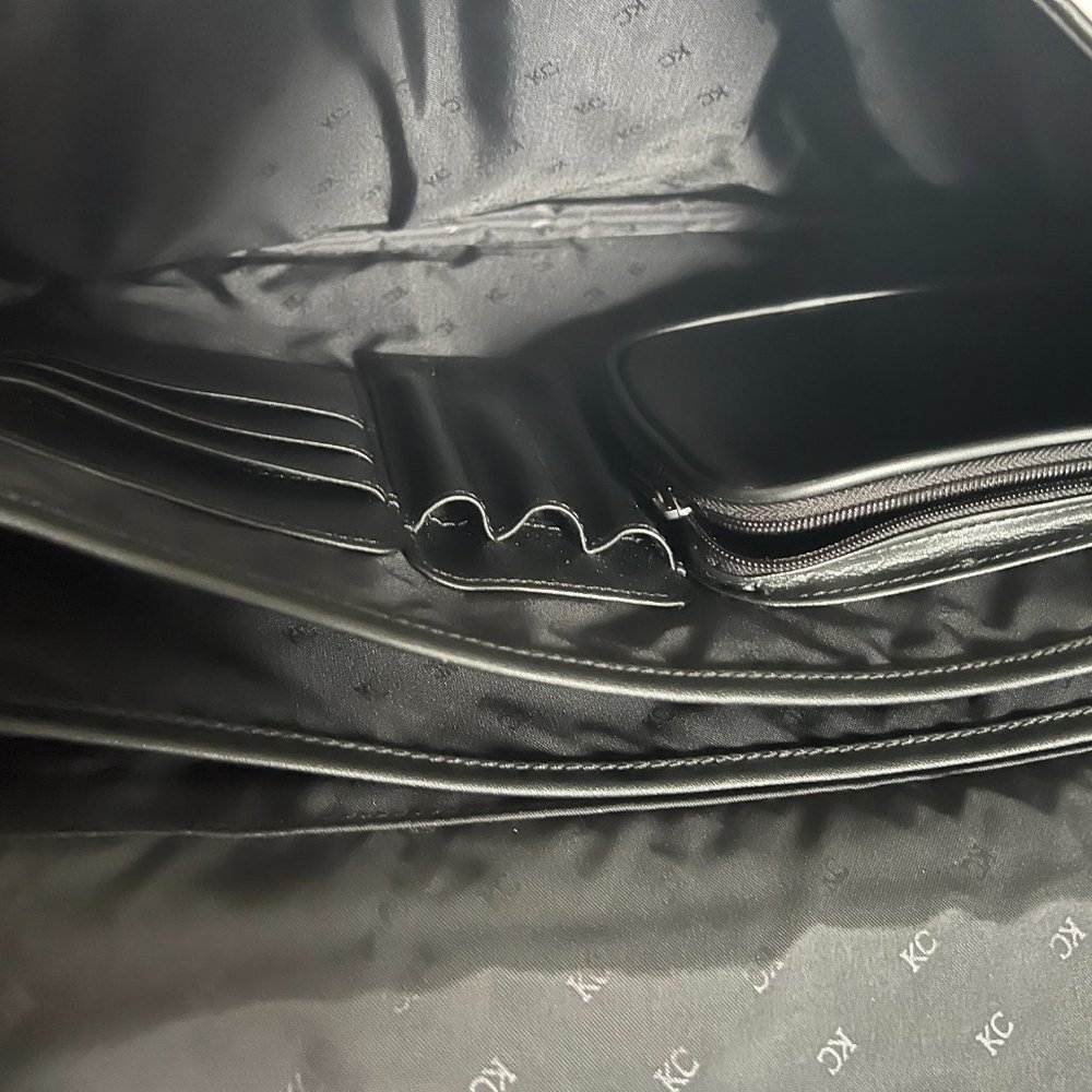 Kenneth Cole Briefcase - Picture 4 of 5